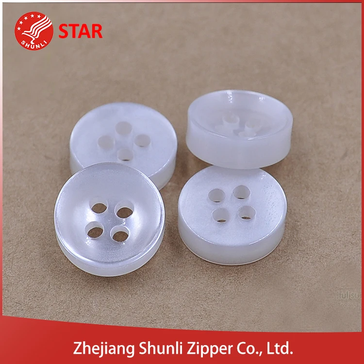 Wholesale four holes natural white sea pearl button down shirt for clothing buttons