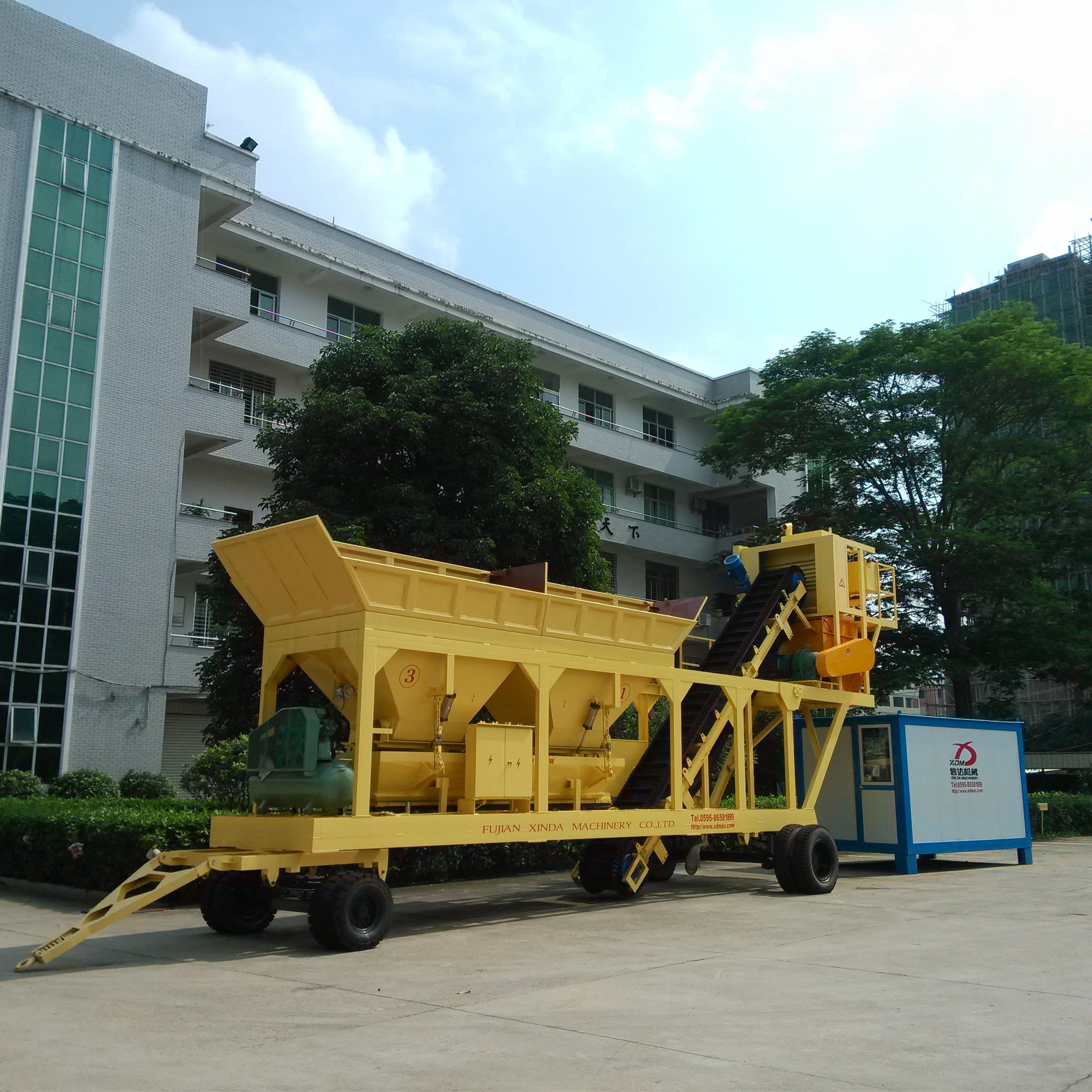 Wet mix mini mobile concrete mix station 25 cube meter per hour small capacity concrete production line