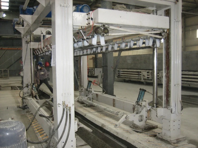 Green building turnkey project solution aircrete cost price hebel light block factory 100m3 AAC bricks manufacturing machineries