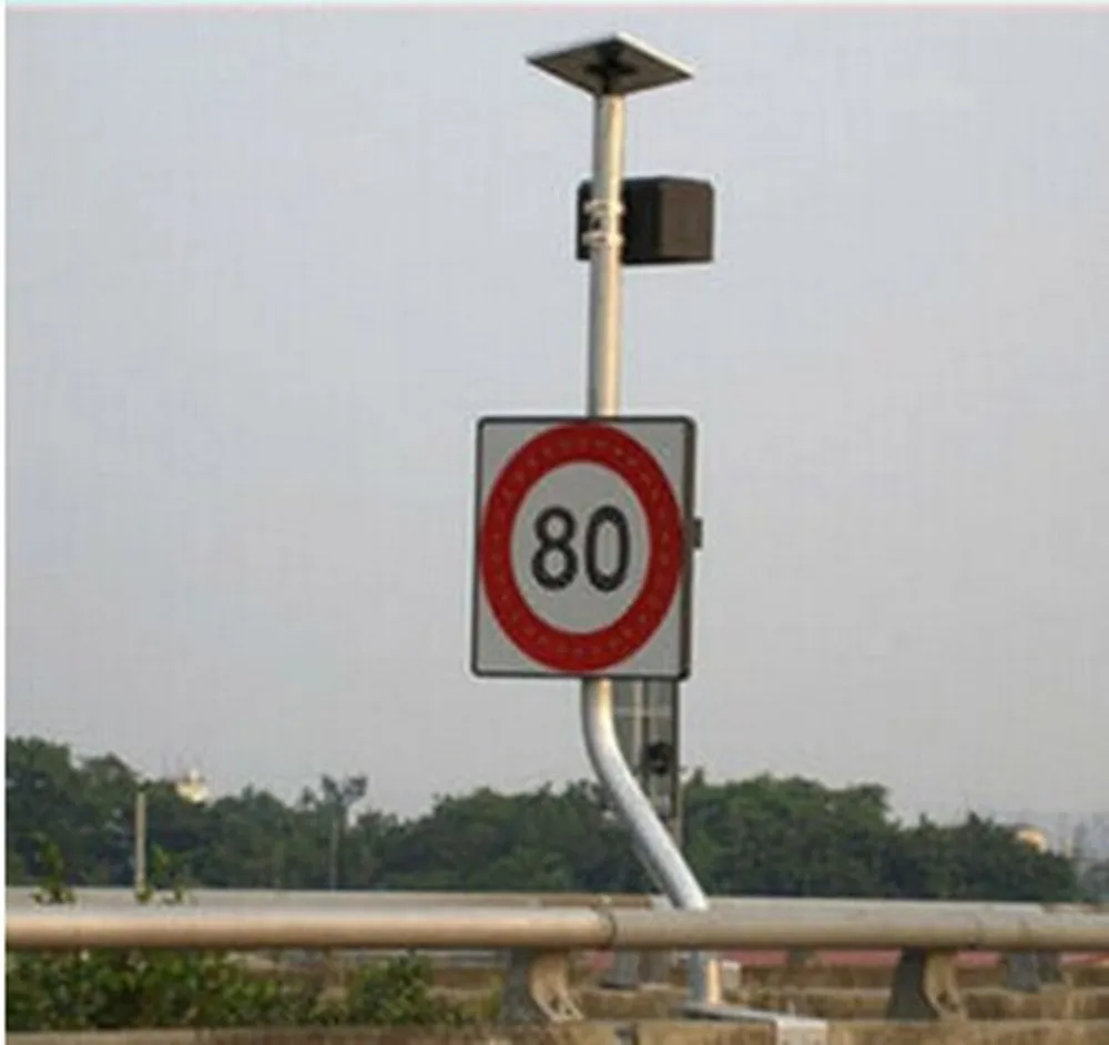 china import Yellow solar 3m diamond grade sign solar Highway traffic signs