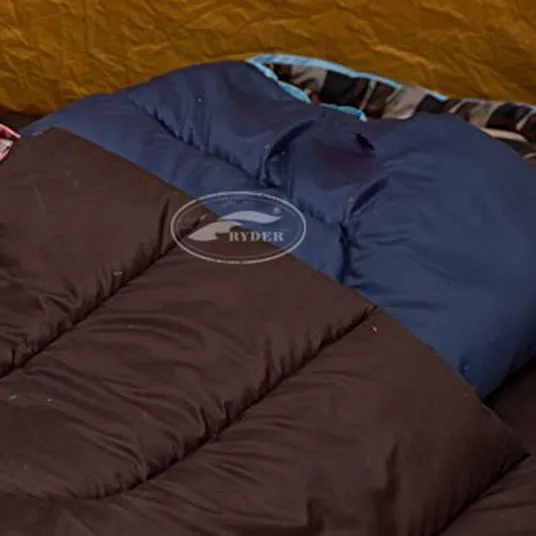 Personalized Twin Two Person Hooded Rectangular Outdoor Sleeping Bag with Plaid Flannel Lining Splicing to Be Double Solution