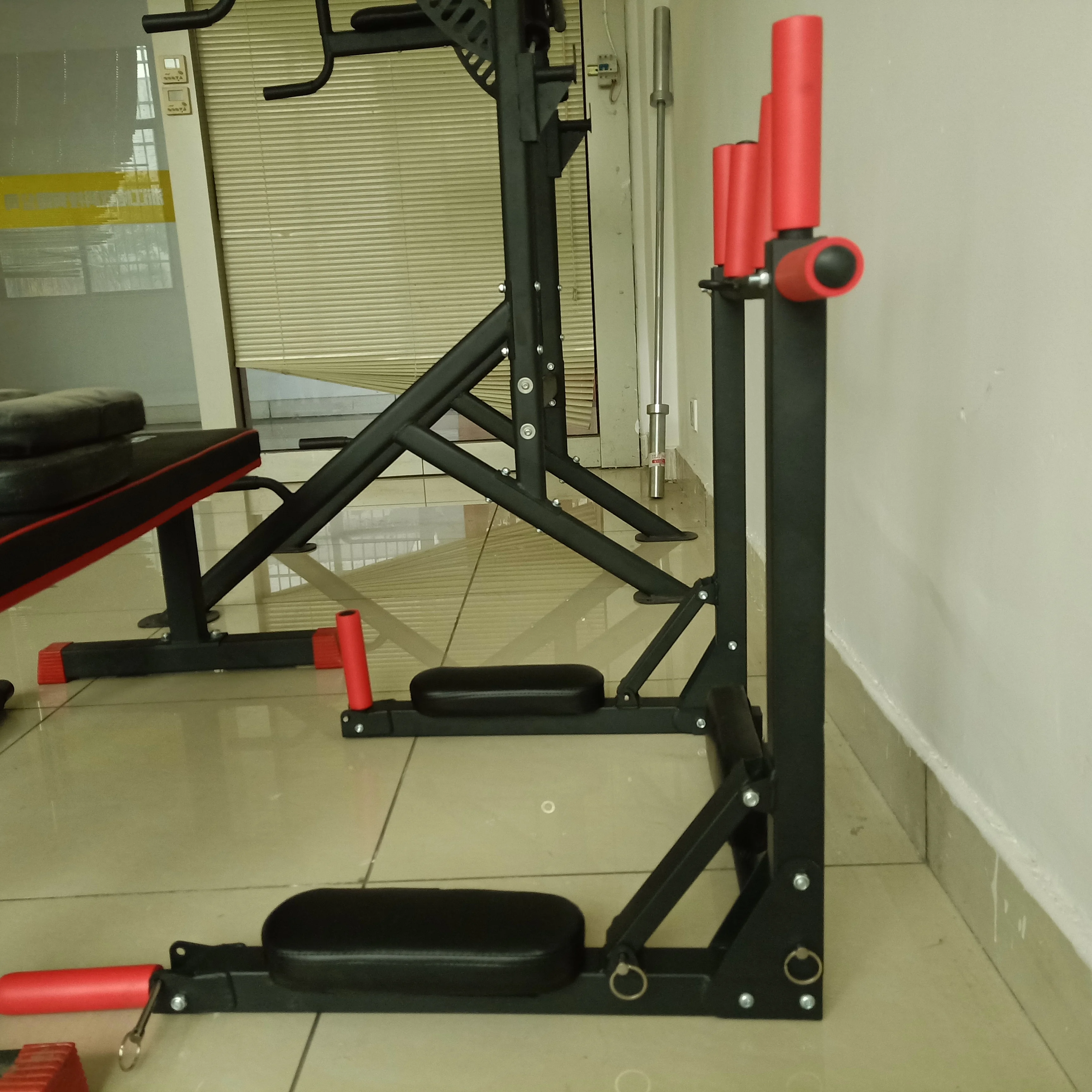 Eco Friendly 2019 factory wholesale foldable pull up bar dip station portable wall mounted home use