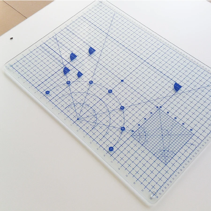 transparent  A2 silk screen printing tempered glass cutting mat with grid