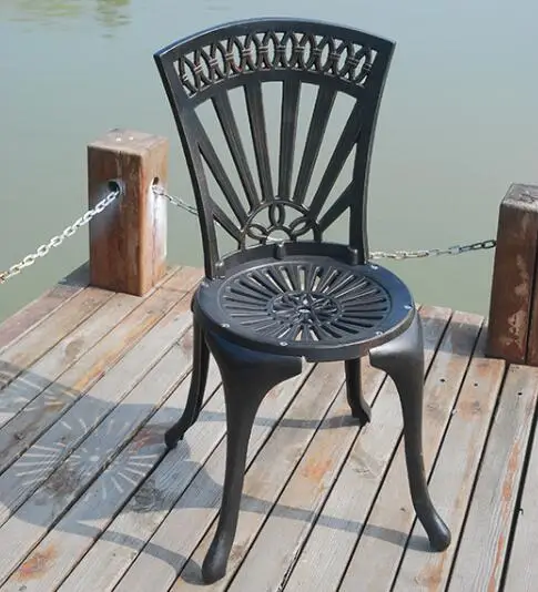 Garden Furniture Wrought AluminumTable and Chairs Cast Iron Table and Chair