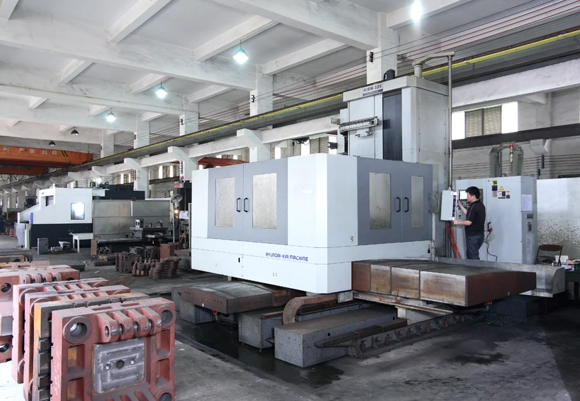 Energy-saving automatic small hot chamber brass die casting machine