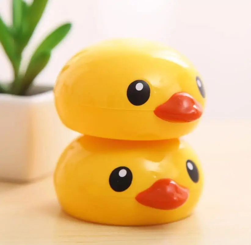 
High Quality Fashion Contact Lenses Case Makeup Tools 