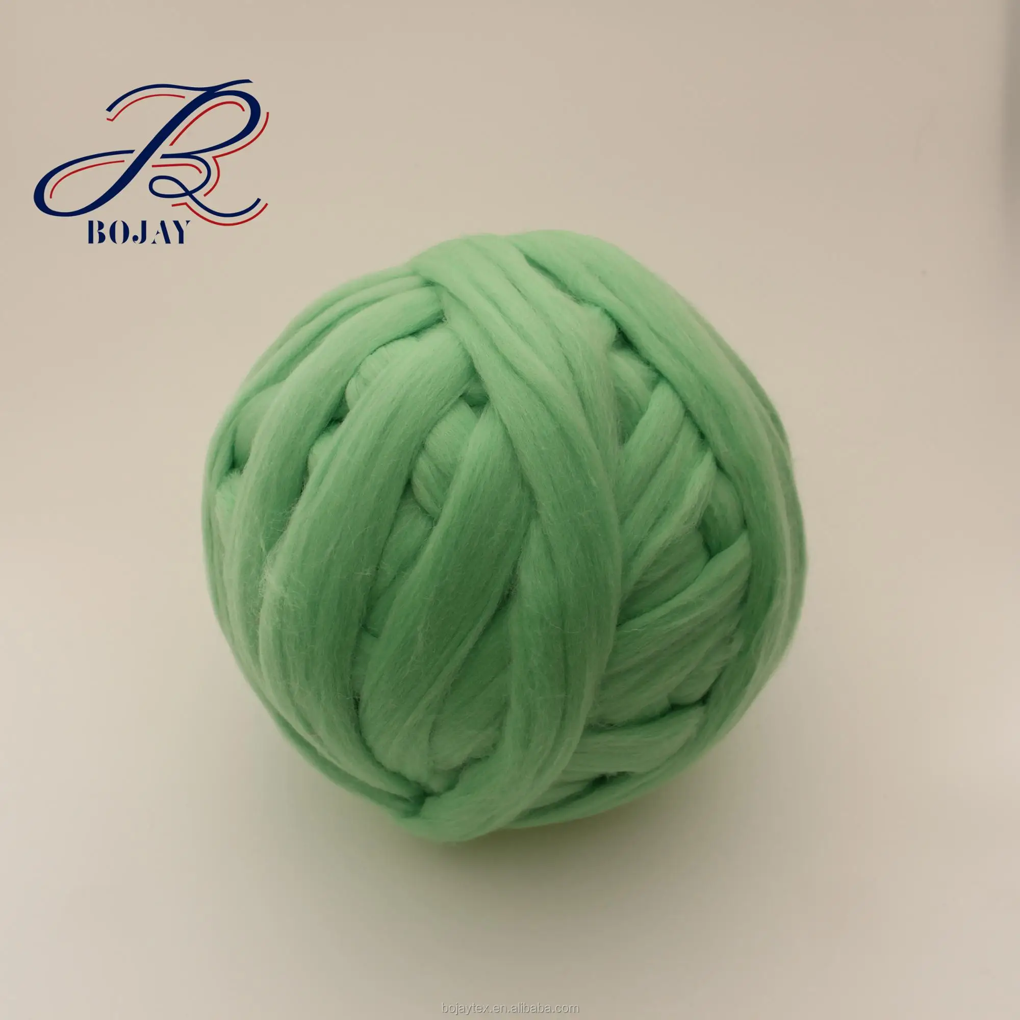 Merino Wool Chunky Yarn Arm Knitting Super Chunky Wool Jumbo Yarn Arm Knit Merino Thick Yarn High Quality 21 Micron Merino Wool