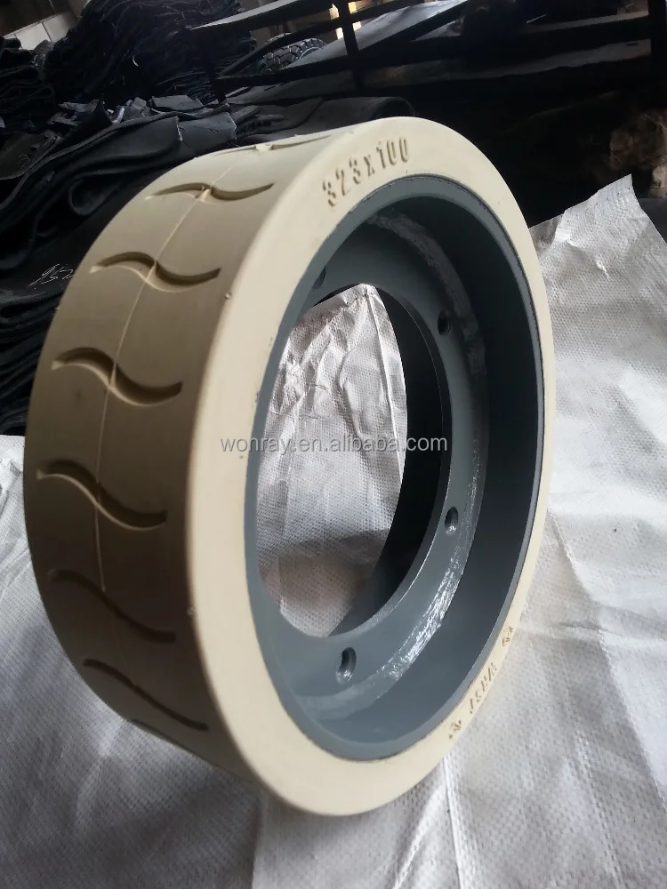 High Quality JLG Rubber Wheels 2915012 323x100 Scissor Lift Tires