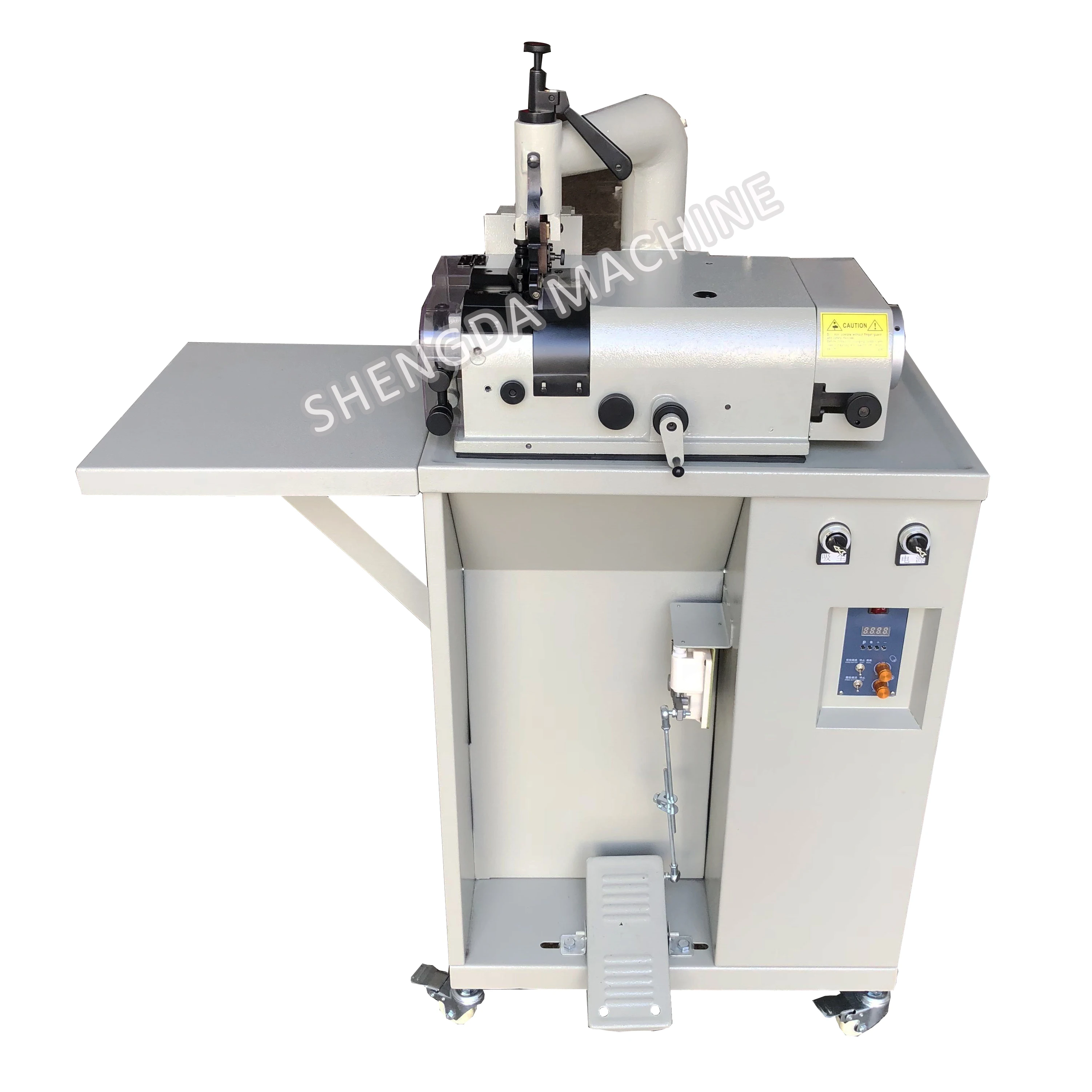 Машина для изготовления кожаной обуви