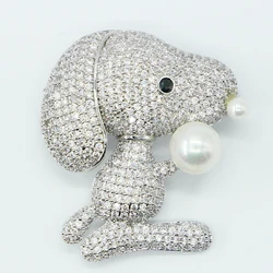 Cute Snoopy Brooch For Children Souvenir  With Zincon Silver  & Gold Color High Quality Material