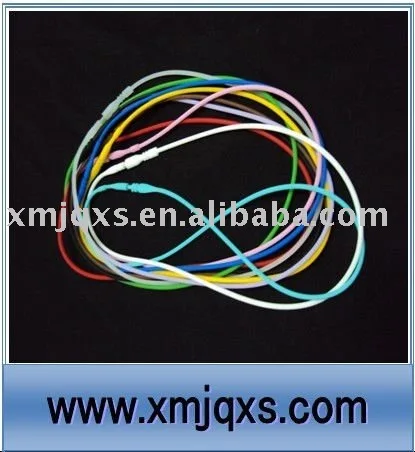 Custom producing colors 24 inch size  Eco-friendly silicone necklace