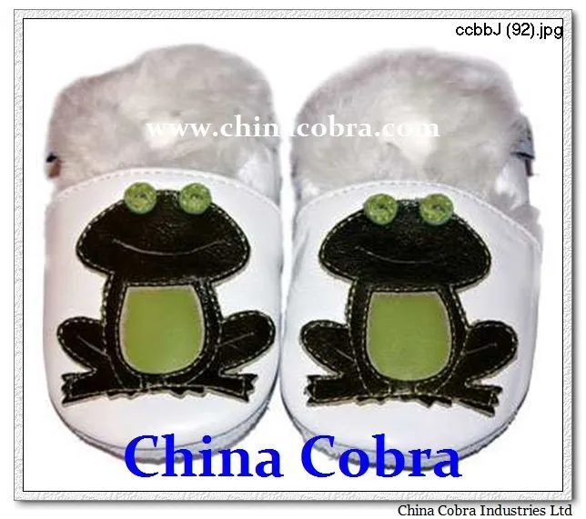 
CHINA COBRA newest top quality genuine leather soft sole baby girl shoes 