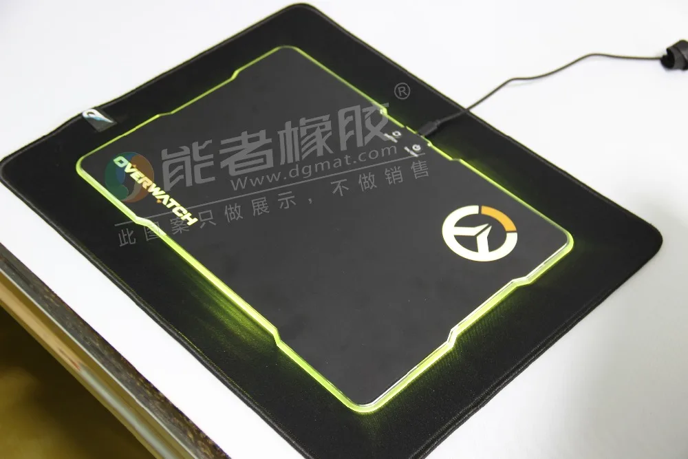Manufacturer gaming mouse pad with RGB / LED acrylic mouse pad with shining led cable