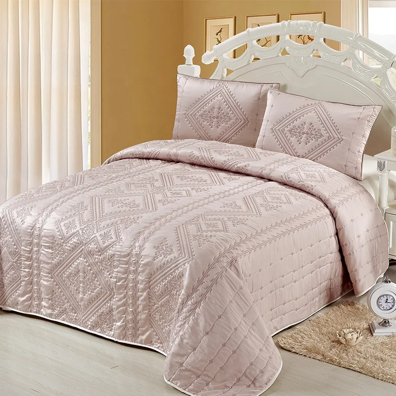 
Solid Color Embroidered Quilted Satin Bedspread 