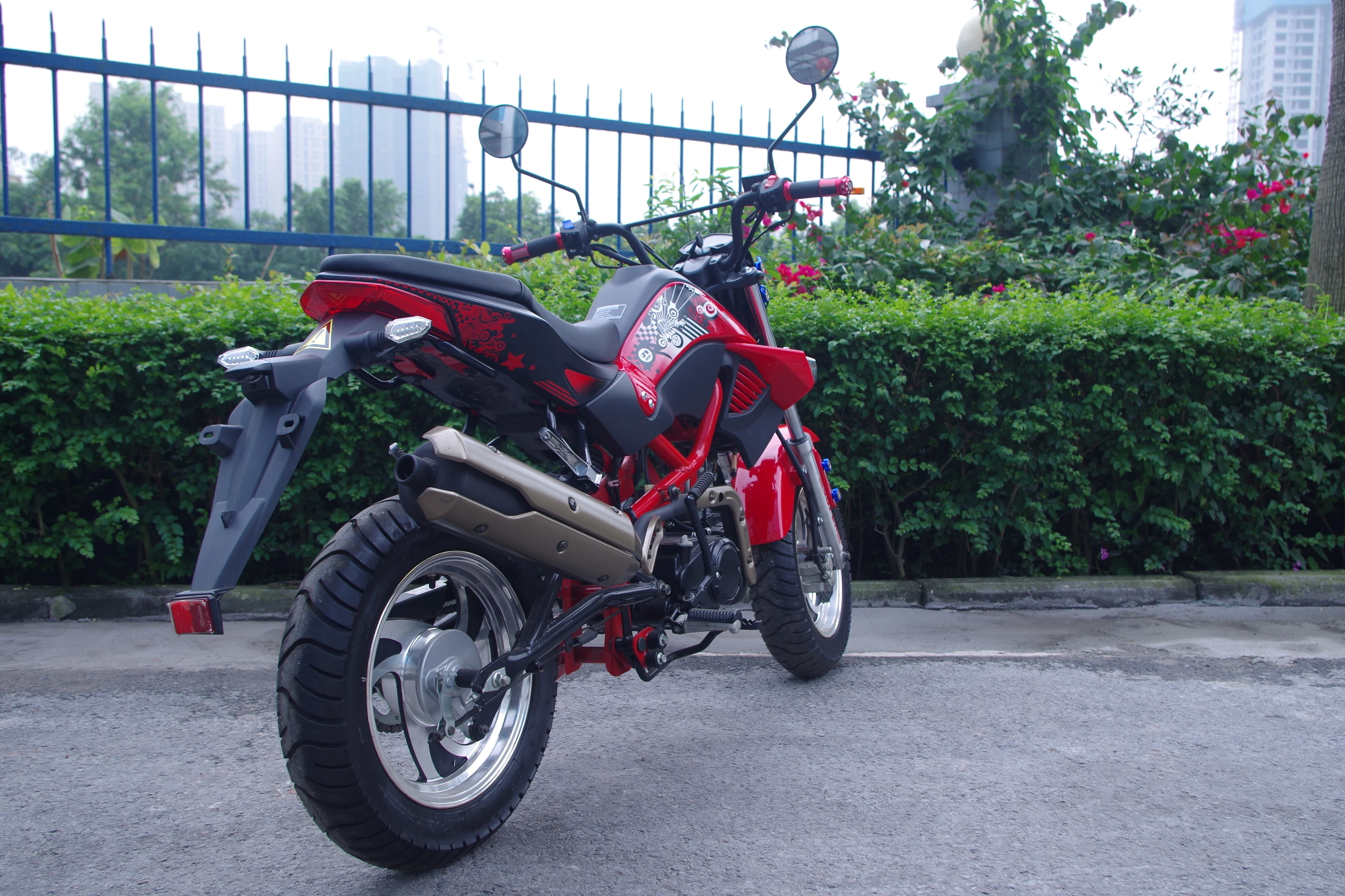 China attractive price street bike motorcycles chopper 110cc