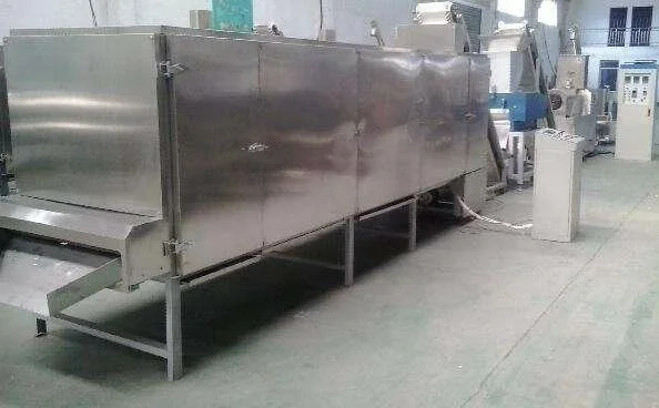 panko bread crumbs line