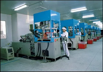 Машина для литья под давлением различного веса VICTOR MSZ30 50 70 135