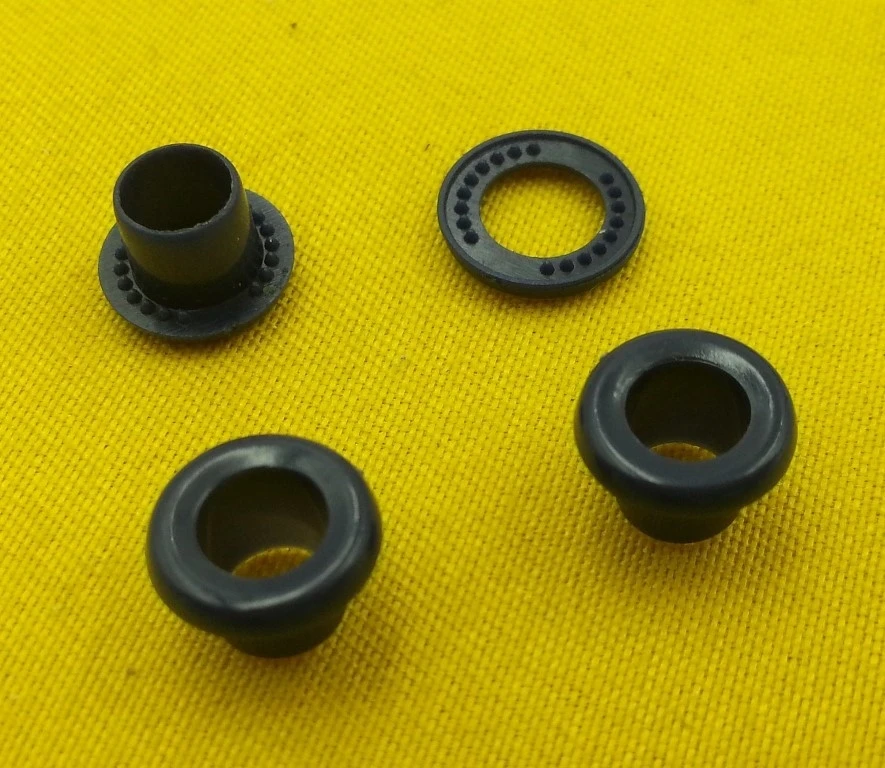 
14L Plastic eyelets and washers in Dark Navy color --- P4379 