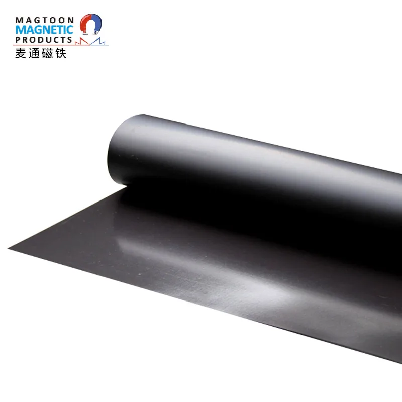 Magnetic rubber roll  isotropic rubber magnetic roll  Double-sided adhesive is attached to the rubber magnetic sheet
