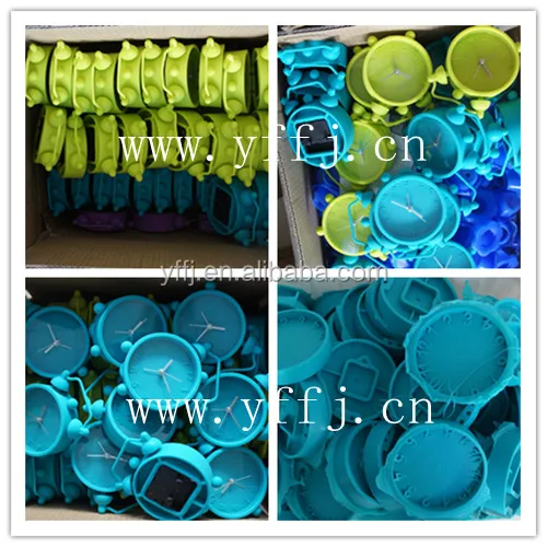 Lovely Mini Silicone Quartz Alarm Clock Candy Color Digaital Table Desk Clock for Kids