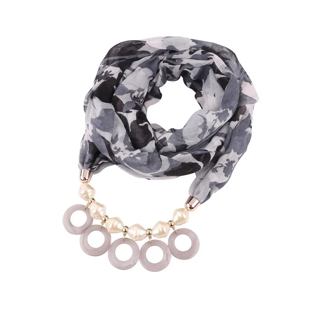Wholesale 2019 newest accessories necklace scarf fashion cheap plain round pendant women jewelry knit infinity scarf