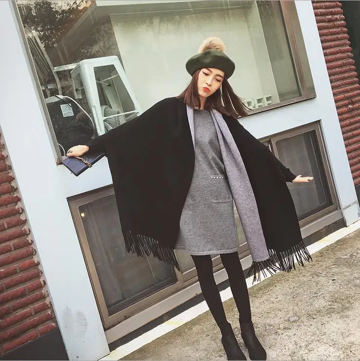 Оптовая продажа, китайский вязаный крючком шарф-пончо из пашмины разных цветов с рукавами