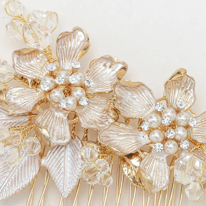 Hot Sell  Gold Delicate Jewelry Accessories Head Wear Pearl Handmade Hair Comb