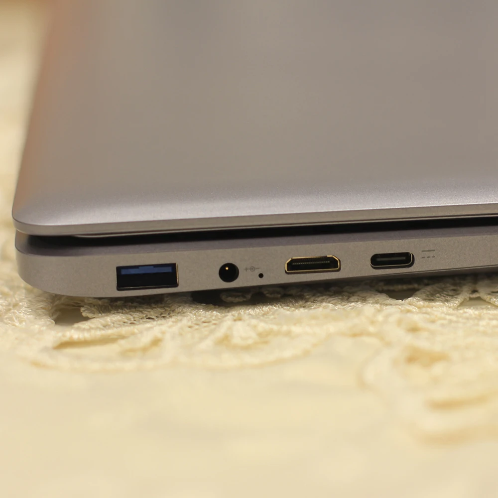 New Best Buy 15.6 inch  FHD  Win10  Core i3 5005U Gaming PC Portable