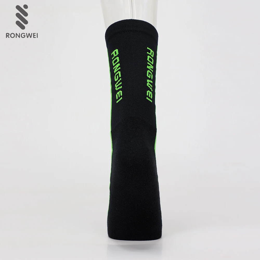 2019 New Arrive Custom Knitting Logo Sports Cycling Socks
