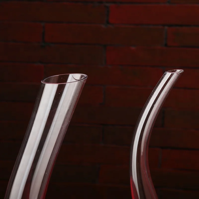 
Bar and Home Cheap Magic U Shape Single Crystal Wine Glass Decanter 