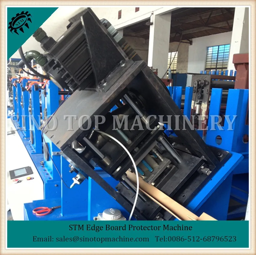 Backcorner for pallets and cartons making machine