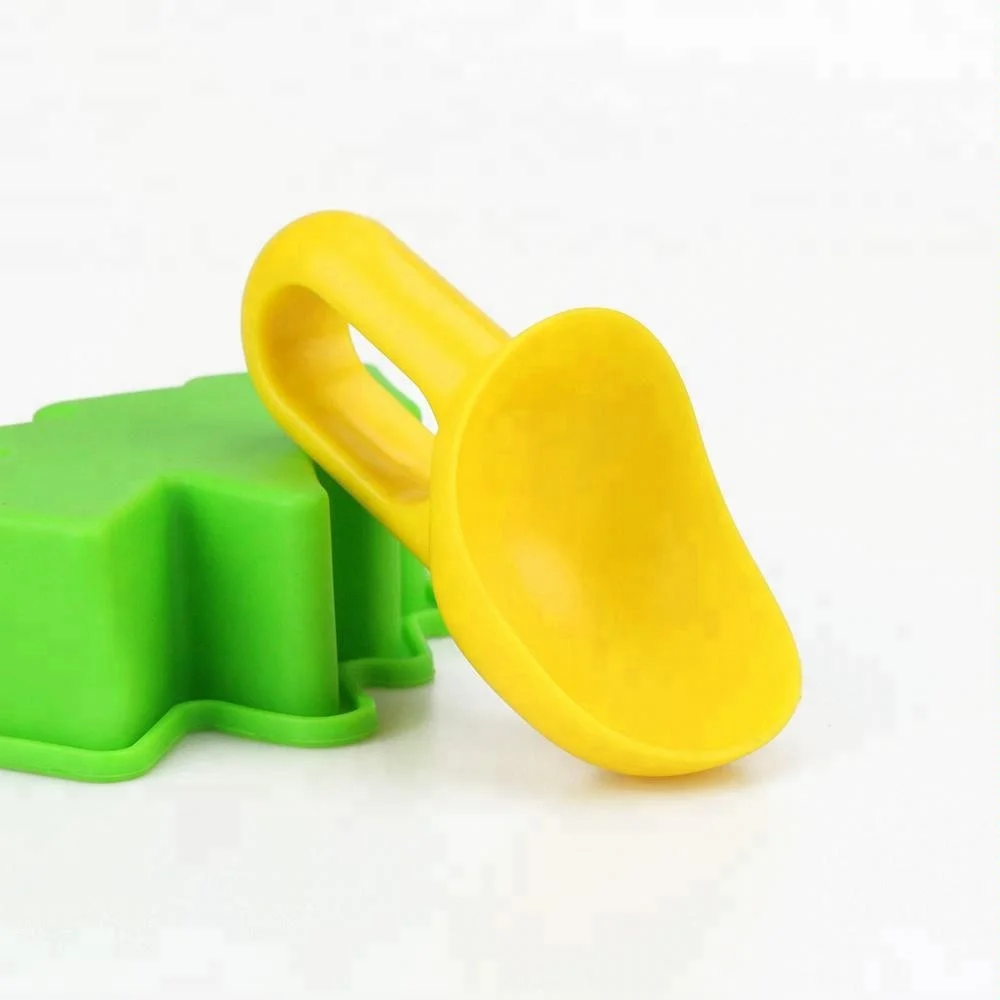 Good Quality New Design Color Custom Handle Spoon Safety Food Grade PP Kids Mini Plastic Ice Cream Scoop