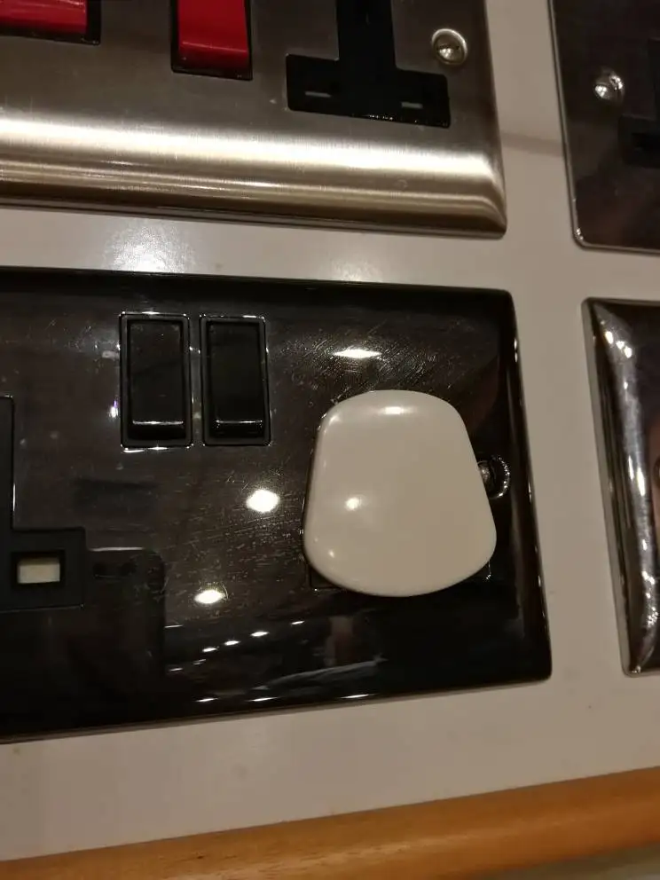 WK Защитные чехлы для розеток С защитой от детей