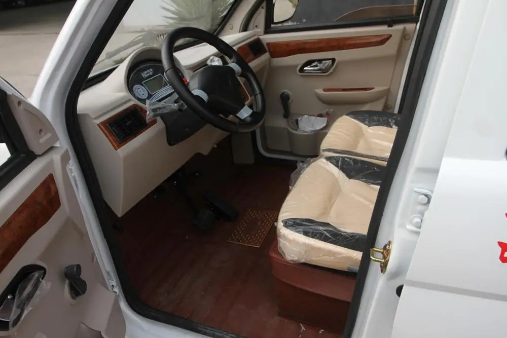 Китайские 4-х колесный мини-электромобиль седан автомобиля bajaj авто рикша