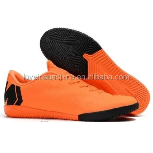 2018 new outdoor soccer shoes indoor soccer shoes import football boots china