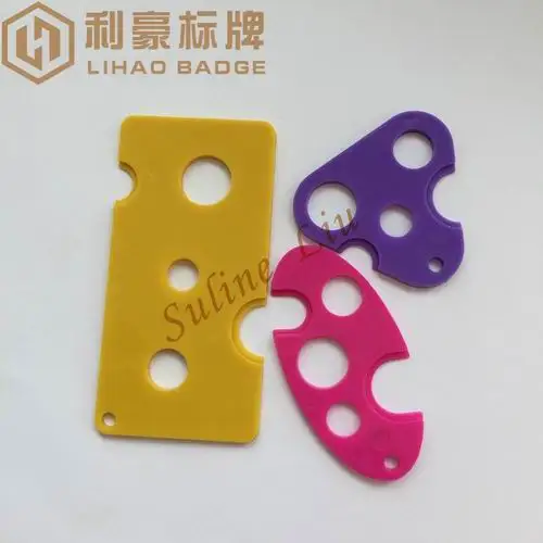 
Custom aluminum essential oil bottle opener 