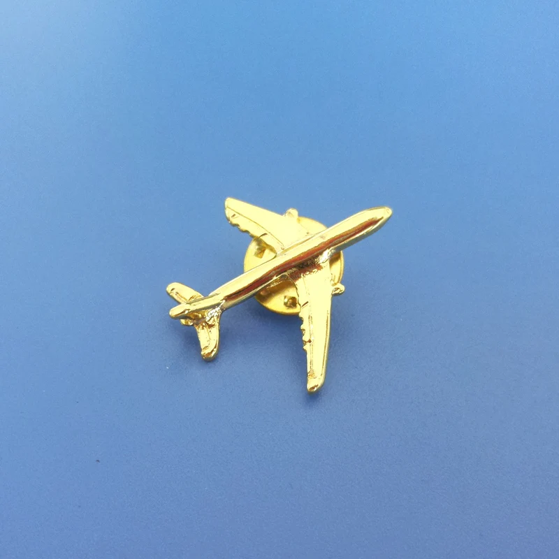 Flight Uniform Gold Earth Global Cabin Crew Full Wing Badge with Butterfly Clutch