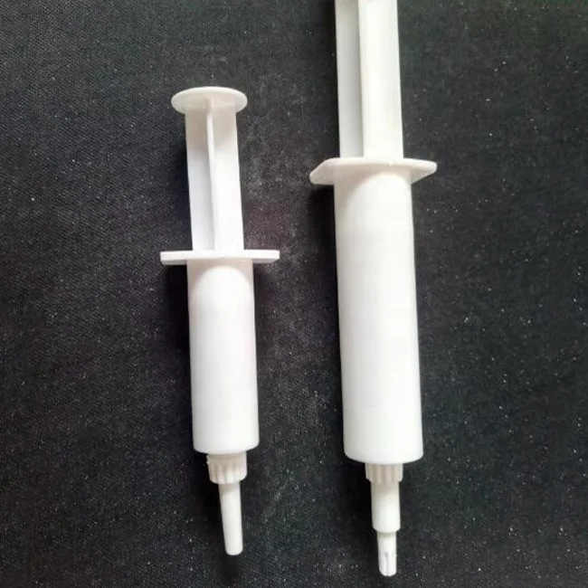 Empty bismuth subnitrate medicine packaging container 5ml plastic PE disposable 5cc veterinary syringe for cow mastitis