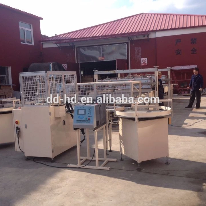 
Glass Cup Candle Filling Machine it is mainly usedfor glass cup or other tallcontainer,to achieve high efficiency candle filling 