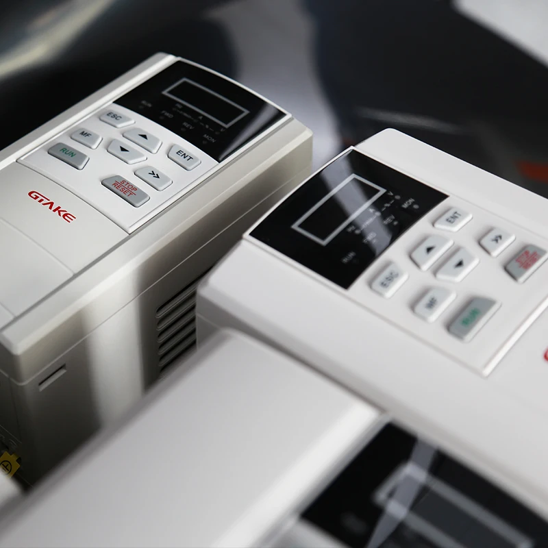Single Phase Input To Single Phase Output Solar Pump VFD Drive