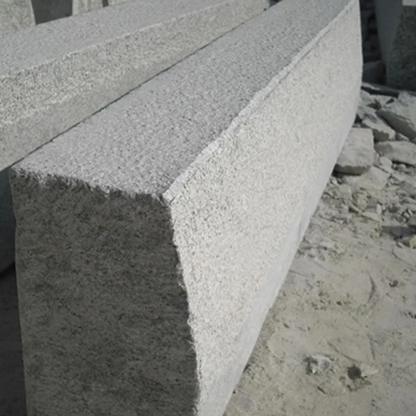 
natural surface grey granite curb 