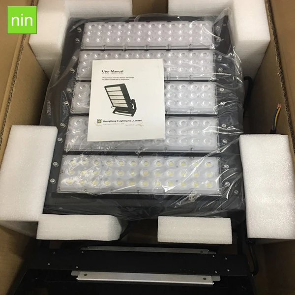 high efficiency cooling 500w 1000W LED lighting flood light for sports stadium most powerful led