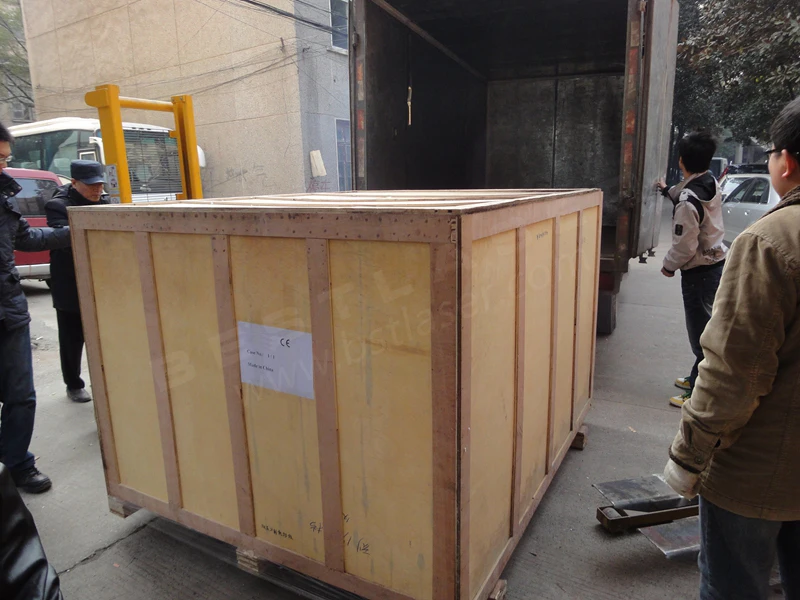 Auto feeding ccd camera 80w chinese textile fabric laser cutter