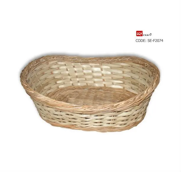 
Natural wicker basket 