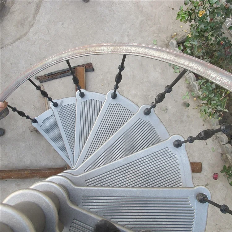 Cast Iron Spiral Stairs Design Indoor Snail Iron Stairs