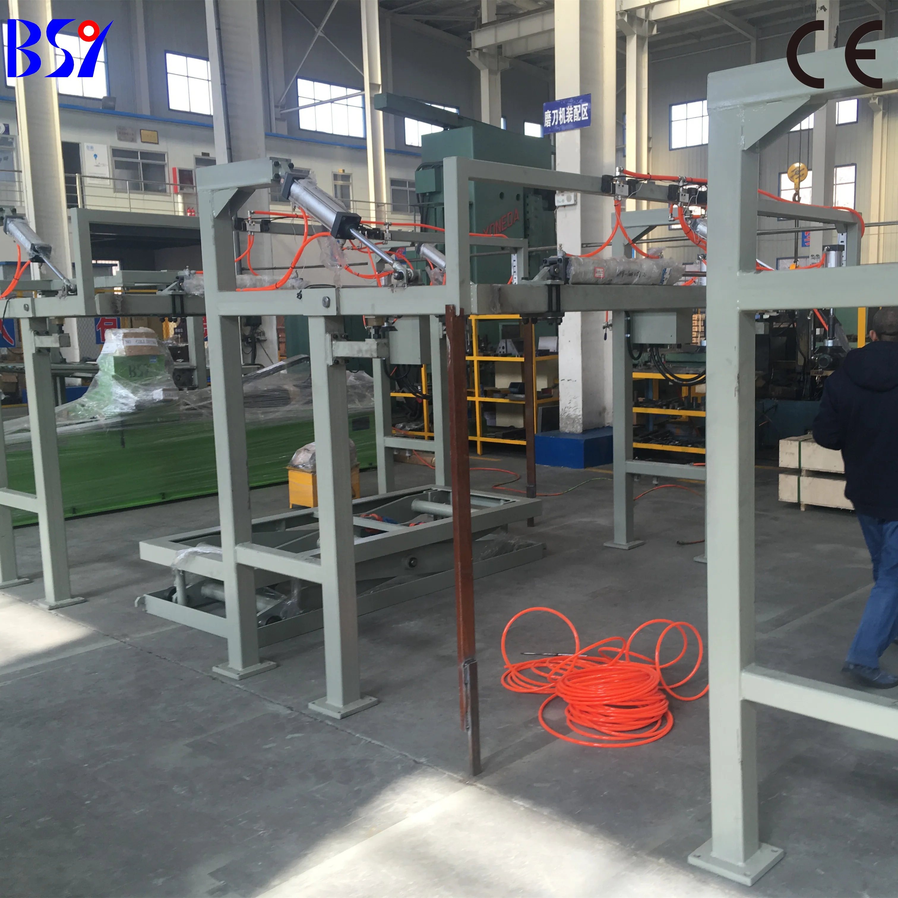 Automatic plywood edge trimming machine/plywood cutting machine