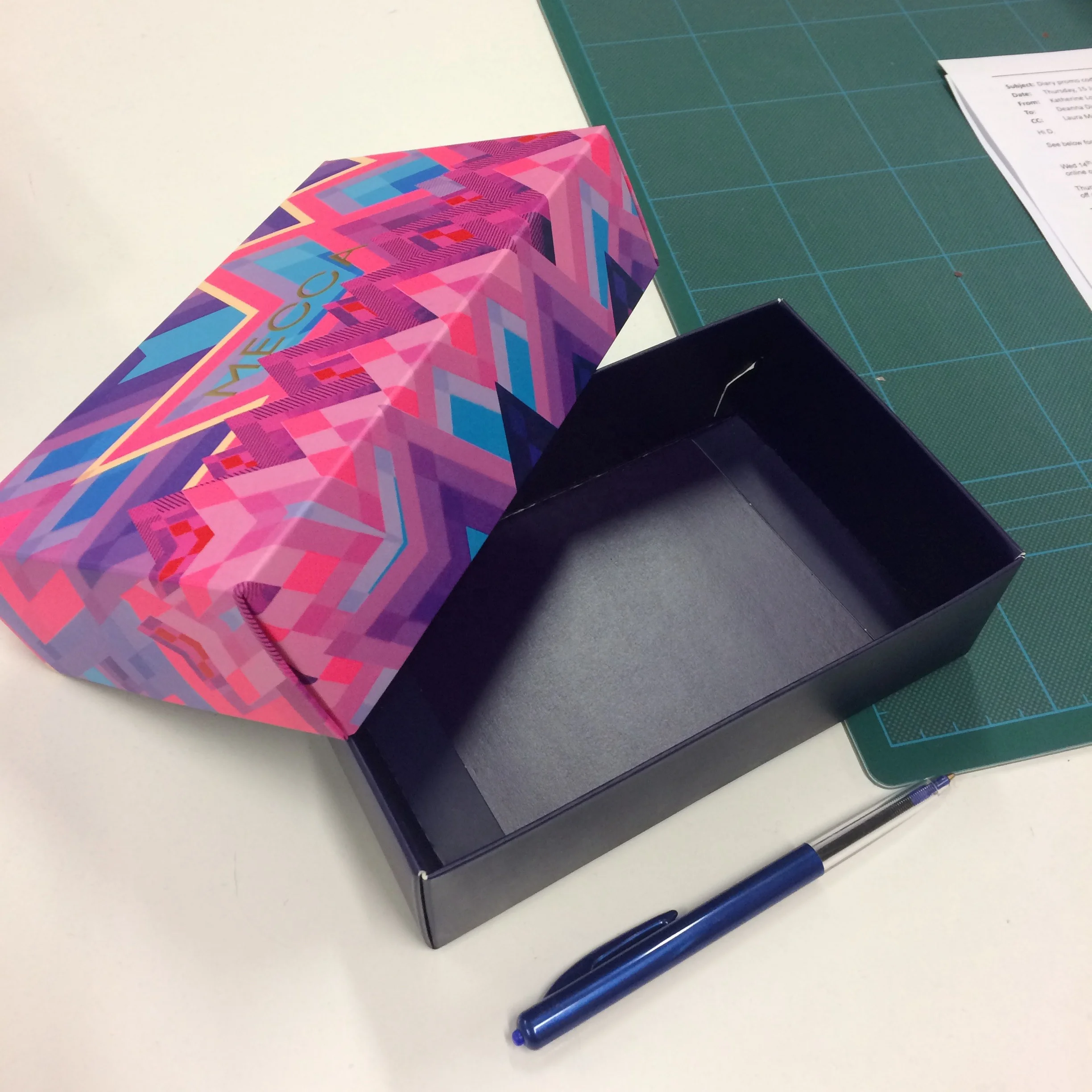 Digital print full colors folded paper cardboard box gift packaging box