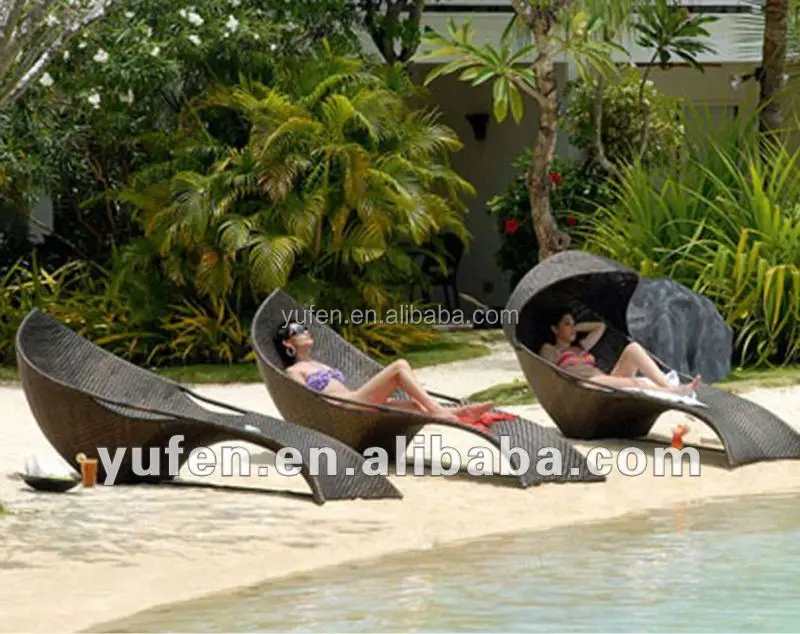 Outdoor furniture rattan sun loungers for beach