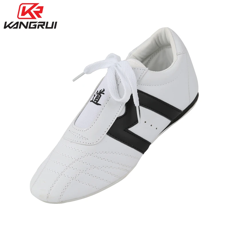 2019 hot sale comfortable Taekwondo shoes for competition