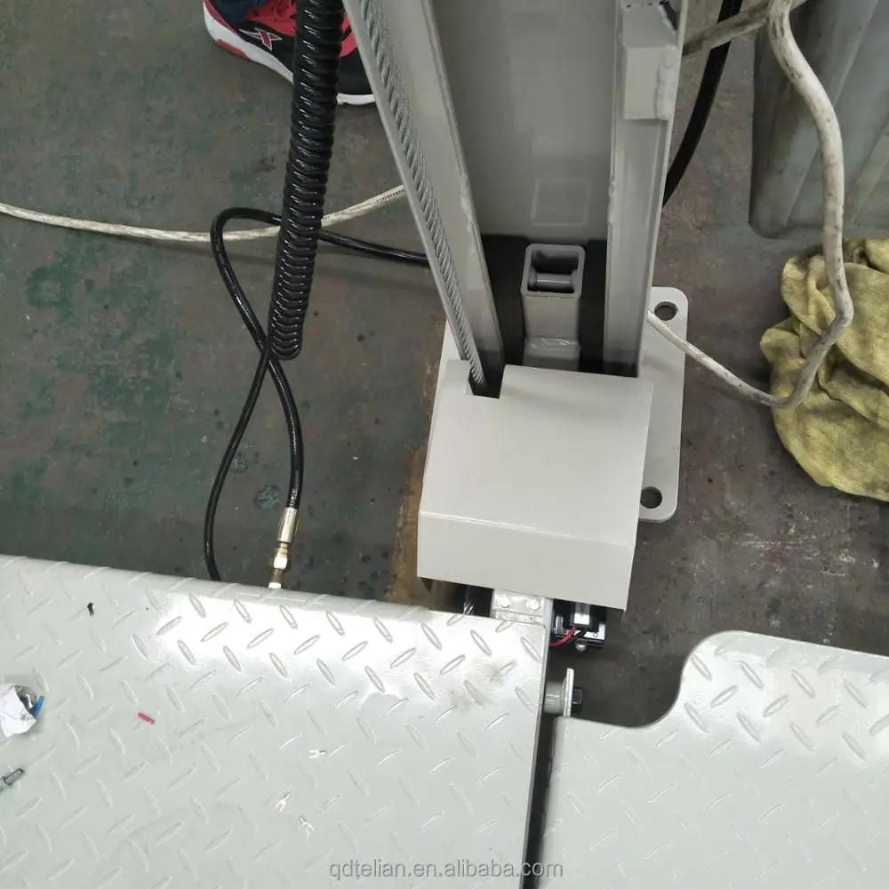 Сделано в Китае использованный четырехстоечный автомобильный подъемник для продажи экономия пространства